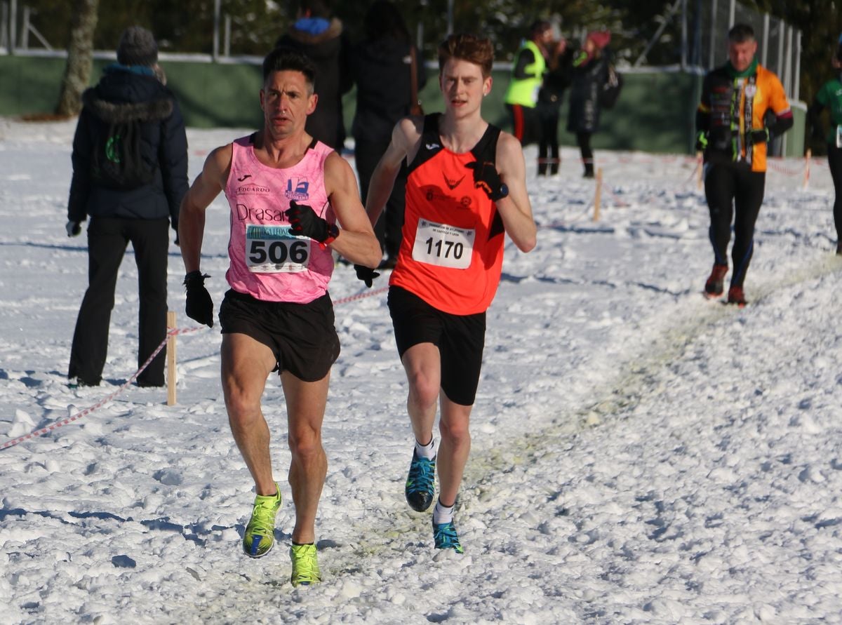 Fotos: Las imágenes del cross popular de San Miguel del Camino