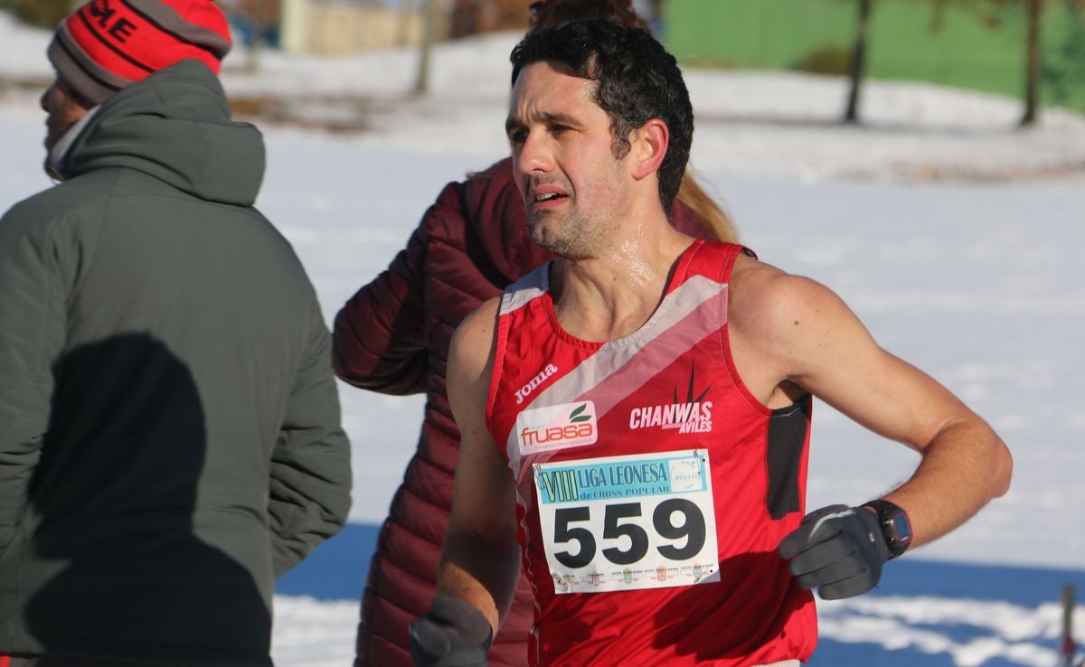 Fotos: Las imágenes del cross popular de San Miguel del Camino