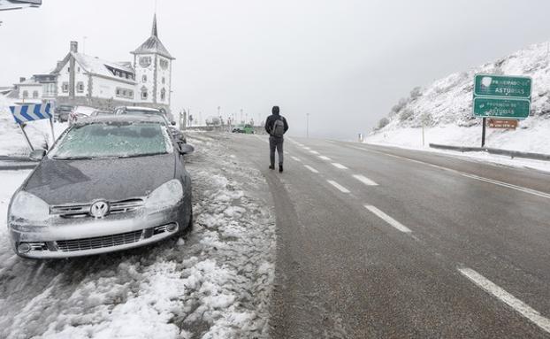 Nieve en el Puerto de Pajares (León). 