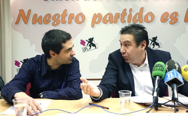 Galería. Carlos Salgado y Luis Mariano Santos. 