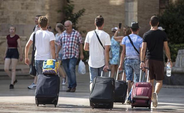 Turistas en la ciudad de León.