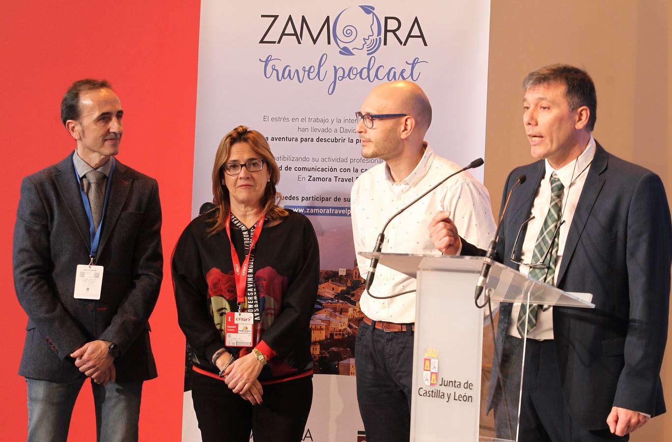 La presidenta de la Diputación de Zamora, Marte Martín Pozo, presenta la oferta turística de la provincia.