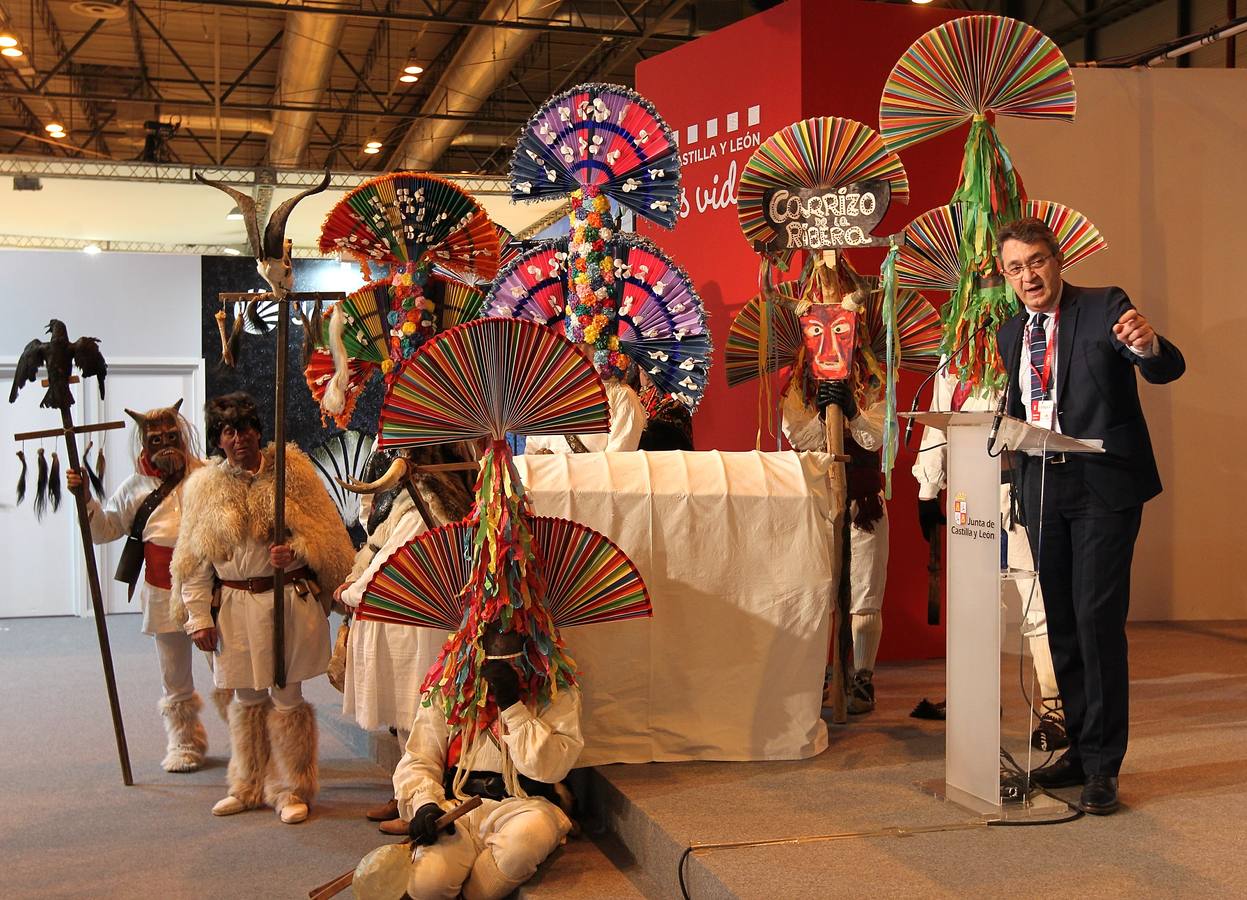 El presidente de la Diputación de León, Juan Martínez Majo, presenta la oferta turística de la provincia.