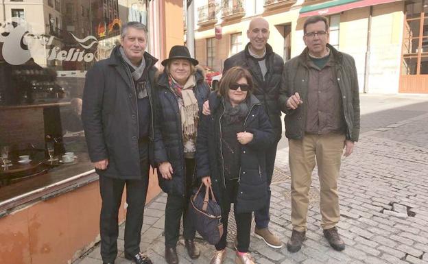 Los concejales socialistas visitan el casco histórico.