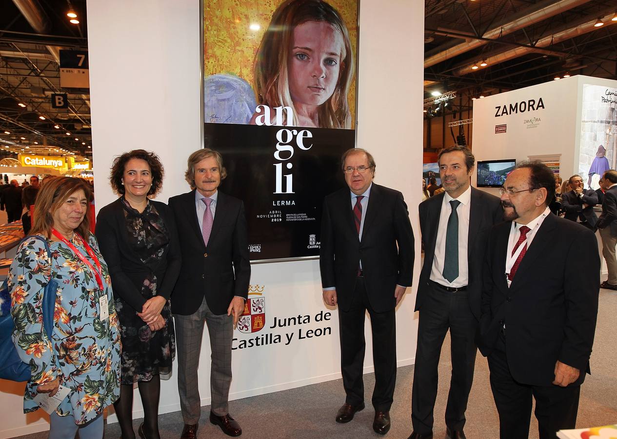 Fotos: Juan Vicente Herrera visita el stand de Castilla y Leób en Fitur