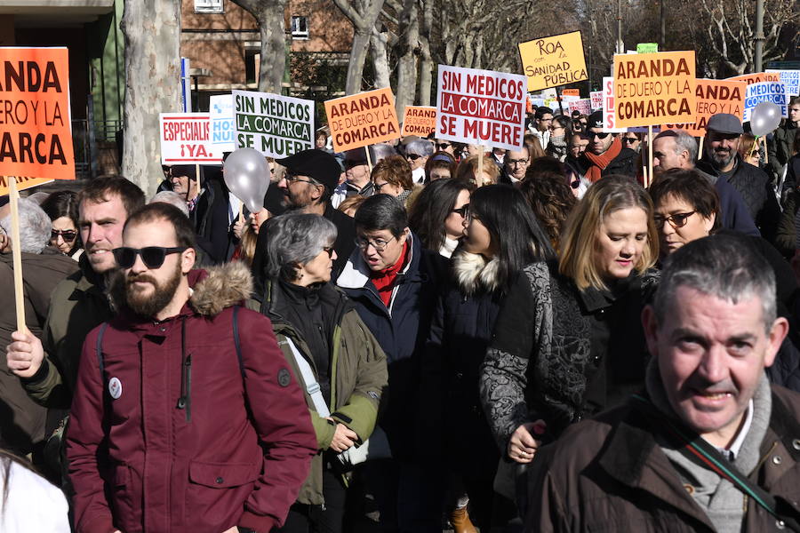 Fotos: Manifestación en Valladolid en defensa de la sanidad pública de Castilla y León