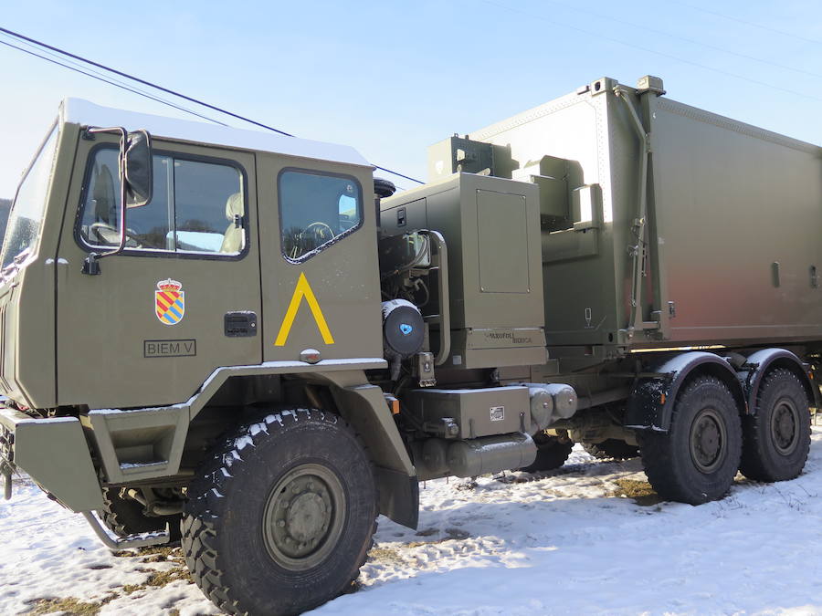 Fotos: Así es el puesto de mando de la UME