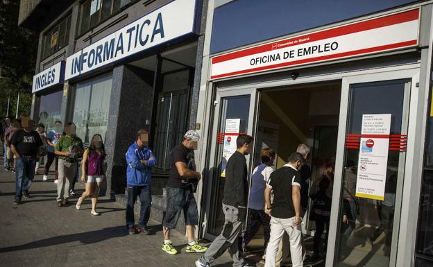 Los parados mayores de 55 años se han duplicado en una década