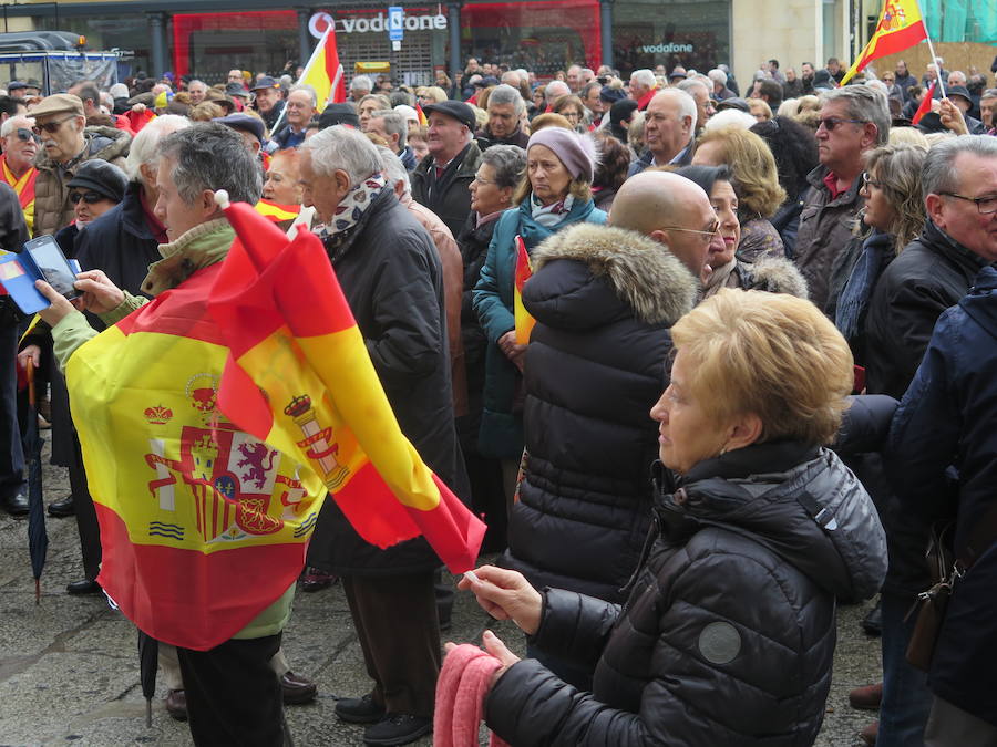 Fotos: Manifestación por la unidad de España en León