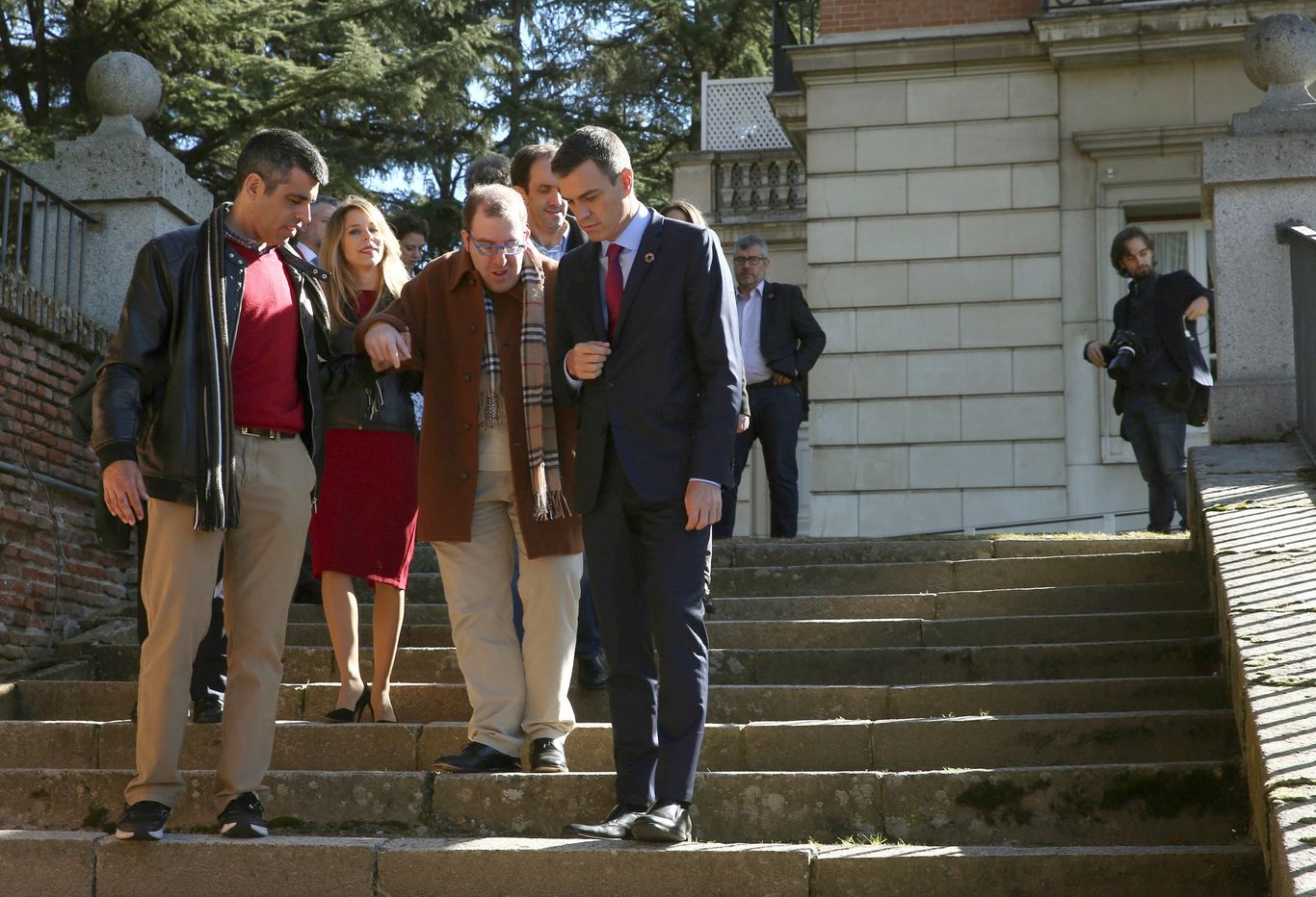 El presidente del Gobierno, Pedro Sánchez, ha recibido en la Moncloa al equipo de la película 'Campeones', ganadora del Goya a la mejor película de 2018. En la recepción ha participado el leonés Jesús Vidal, 'Goya' al 'Mejor actor revelación.