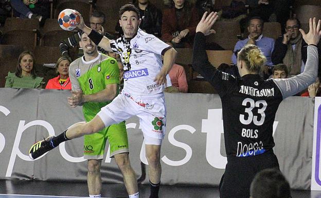 Jaime Fernández, en el partido ante Anaitasuna.