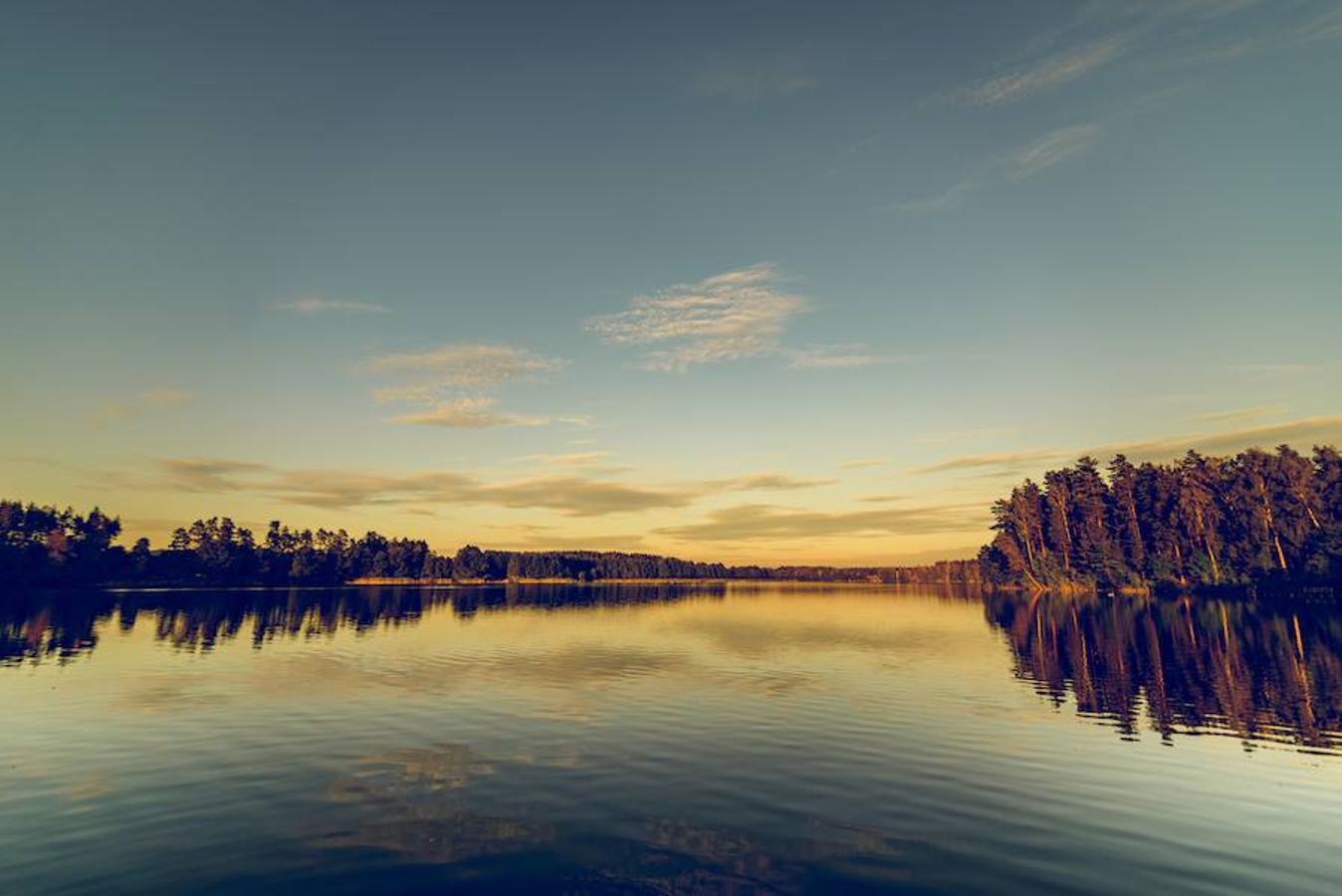 Mazury, Polonia | Para aquellos que prefieran pasar unos días en una región alejada y sin mucha compañía. Esta zona está cubierta de lagos, un montón de espacios para acampar y bosques de película.