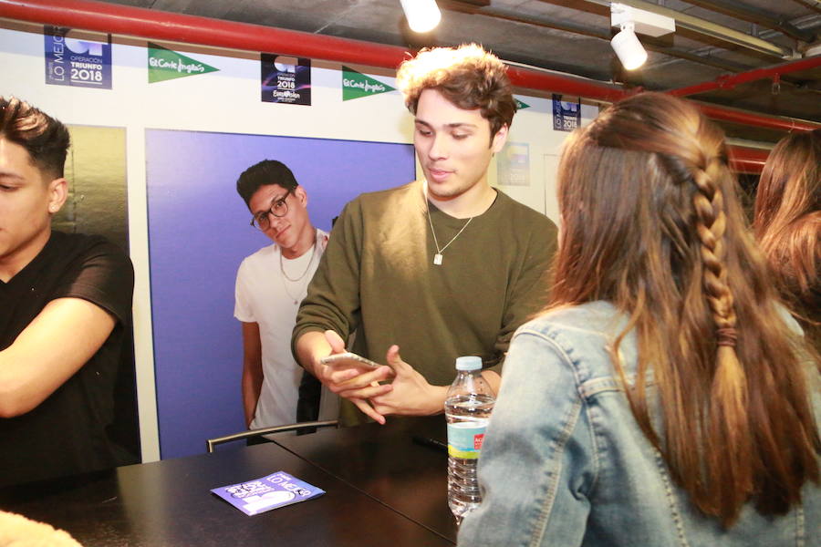 Tras el rotundo éxito de las primeras firmas de discos, los exconcursantes Marta, Noelia, Alfonso y Damion de esta edición vuelven a la carretera para recorrer toda la geografía española y así ha sido su visita León