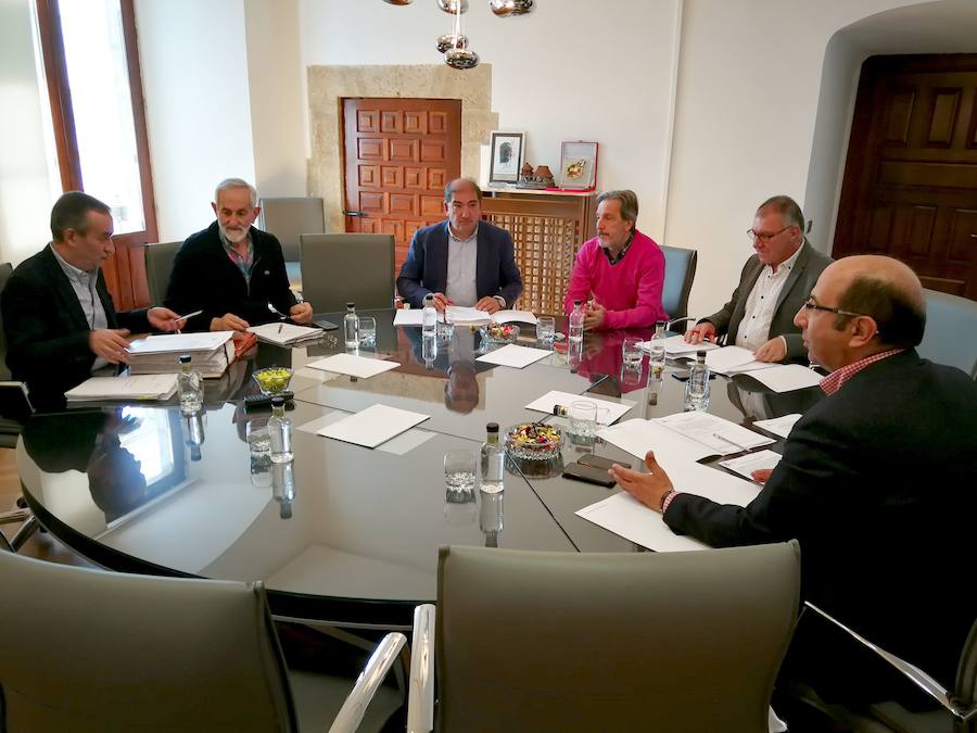 Junta de portavoces en la Diputación. 