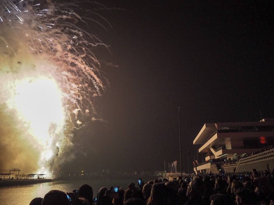 Fotos: La mascletá más alta de la historia de las Fallas