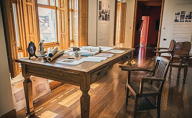 Interior de la Casa Botines.