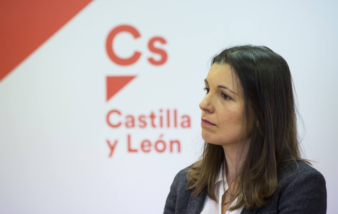 La candidata afirma sentirse parte de una generación de jóvenes políticos convencidos de que «este país tiene remedio»