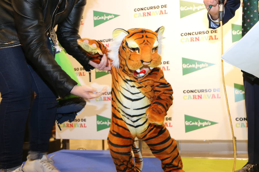 Fotos: El Carnaval de El Corte Inglés y leonoticias