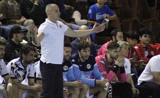 Rafa Guijosa, durante el partido de este viernes.