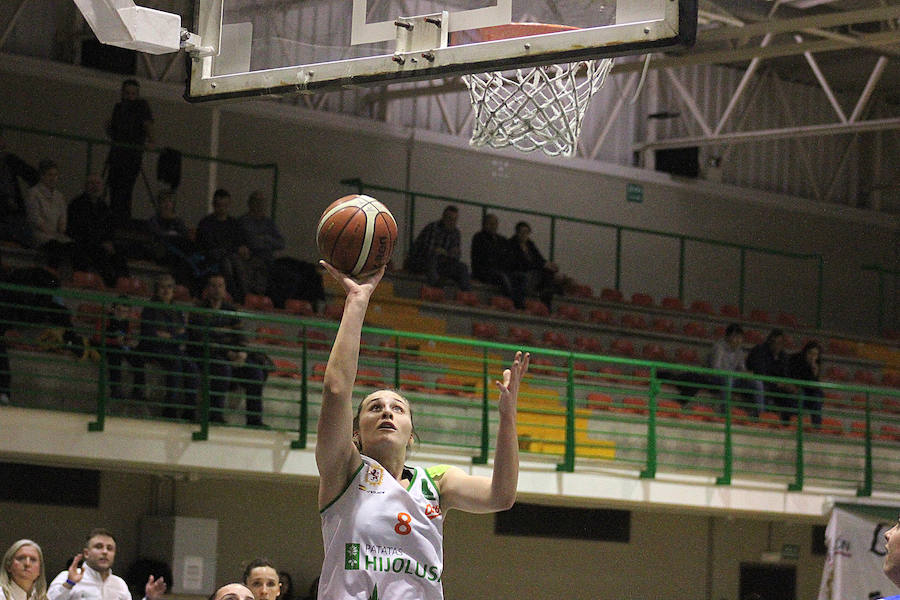 Fotos: Triunfo del Patatas Hijolusa ante Cortegada (71-58)