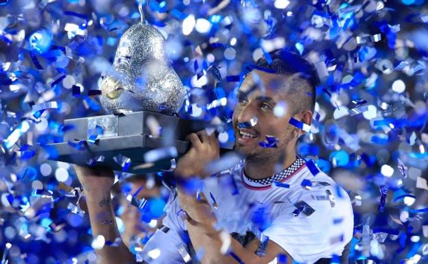 El griego Nick Kyrgios, celebrando su título en el Abierto Mexicano Telcel.