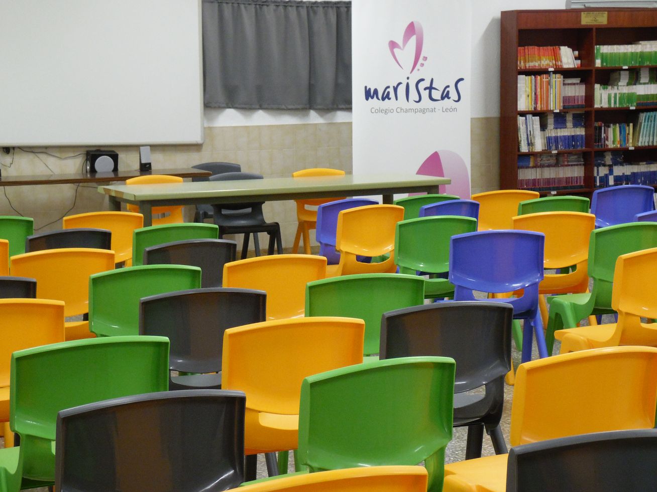 Atención permanente al alumnado, grandes instalaciones y calidad educativa son algunos de los pilares del Colegio Maristas.