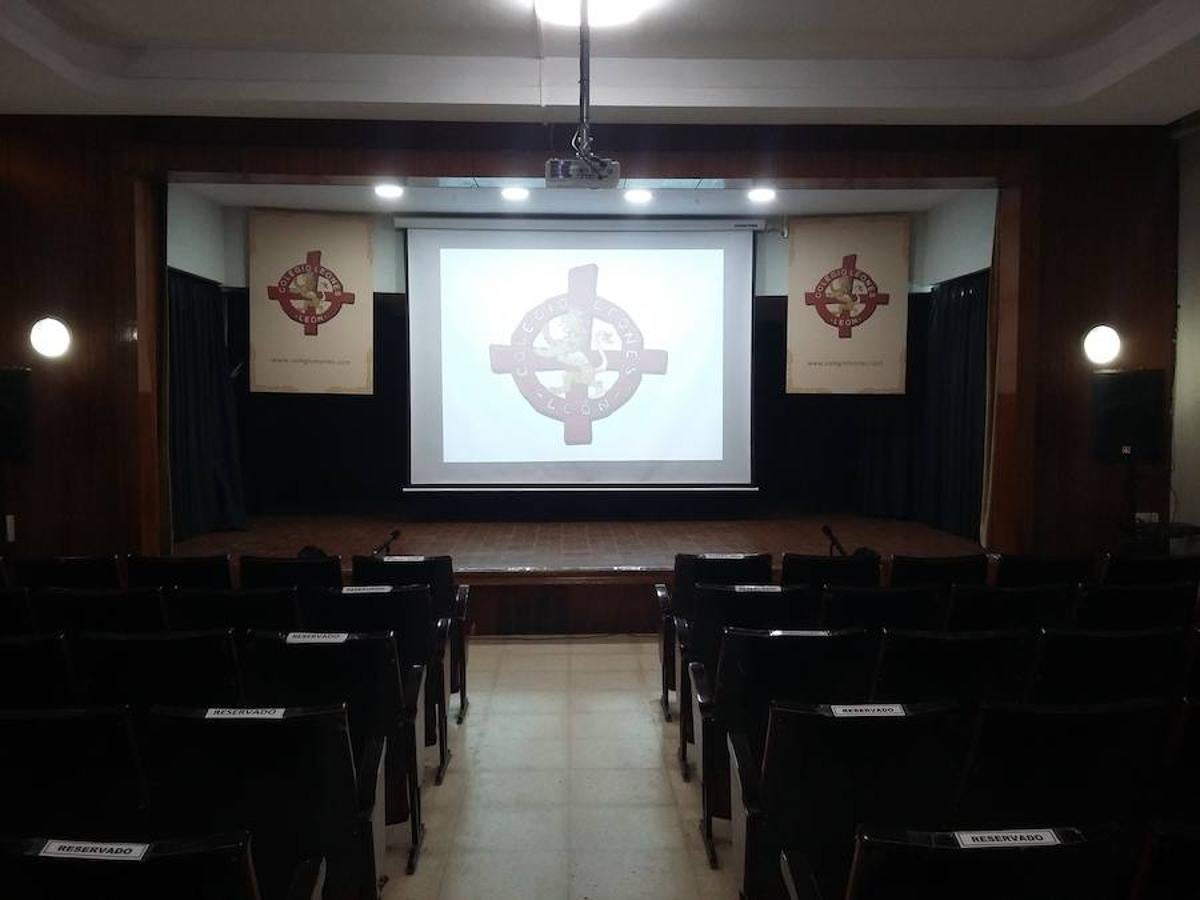 El colegio con mayor número de alumnos de la ciudad basa su éxito en el trabajo cooperativo en el aula, un Bachillerato con grandes resultados y el bilingüismo dentro del aula.