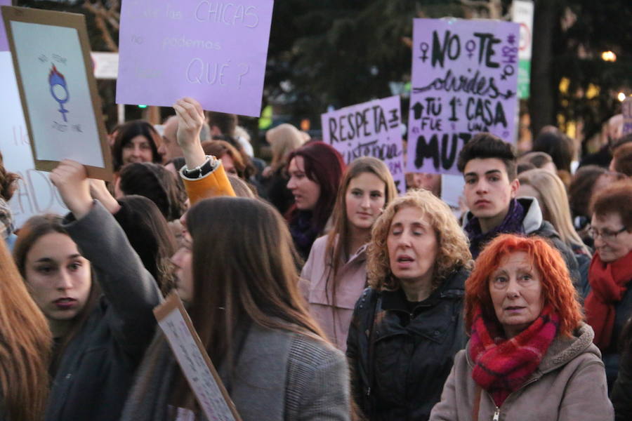Fotos: Manifestación por el Día Internacional de la Mujer