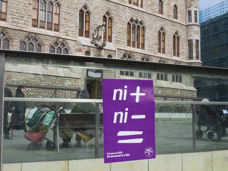 Fotos: Un bicipiquete y mucho morado en León