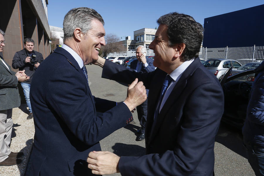 Fotos: El consejero de Empleo entrega los XV Premios Escolares de Prevención de Riesgos Laborales