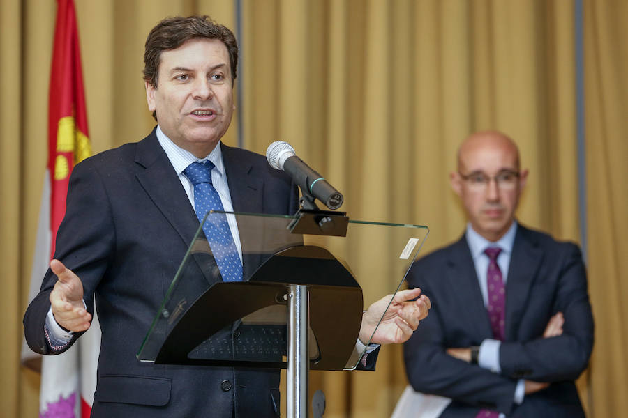 Fotos: El consejero de Empleo entrega los XV Premios Escolares de Prevención de Riesgos Laborales