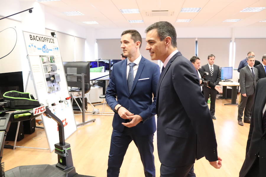 Fotos: La visita de Pedro Sánchez al Instituto Tecnológico de Castilla y León en Burgos, en imágenes