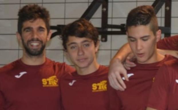 Dos nadadores del Club Swimtech León estarán en el Campeonato de España de Natación Infantil de Invierno