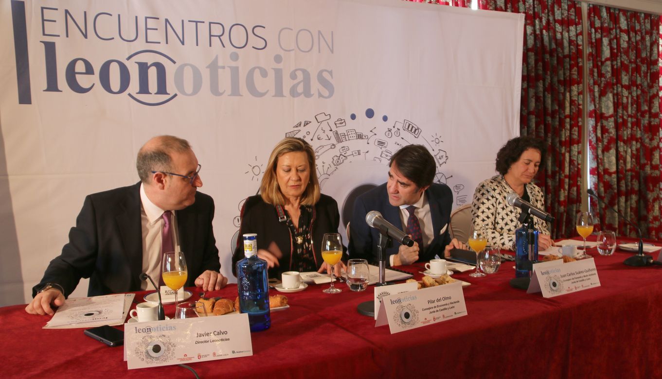 Pilar del Olmo, Suárez-Quiñones y García Cirac, consejeros de Economía, Fomento y Medio Ambiente y Cultura y Turismo se citan en un encuentro en leonoticias