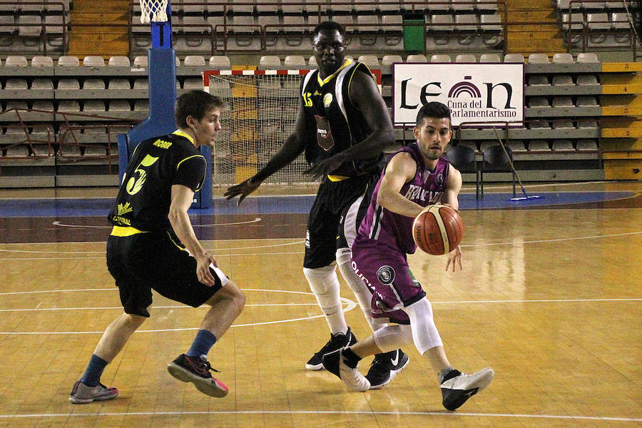 Fotos: Derrota de Reino de León ante Innova Chef (61-90)