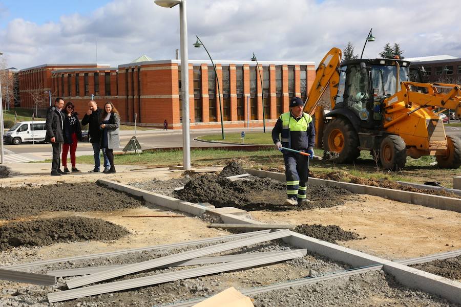 Fotos: Plan de aceras en el Ayuntamiento