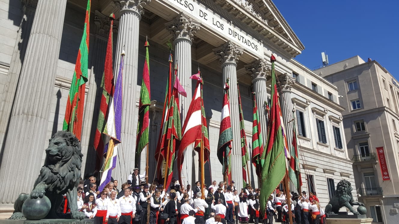 El Congreso de los Diputados ha querido homenajear y reconocer a León como cuna del Parlamentarismo a través de una edición especial sobre los Decreta de León de 1188, el testimonio documental más antiguo del sistema parlamentario europeo