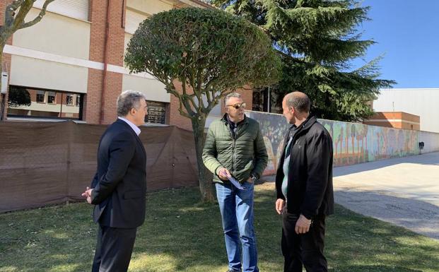 Astorga 'comabte' a la procesionaria