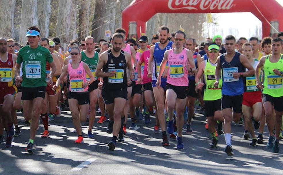 Salida de la Media Maratón de León.