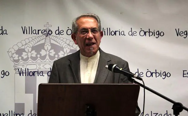Multitudinario homenaje a Tomás-Néstor Martínez Álvarez en Villarejo de Órbigo