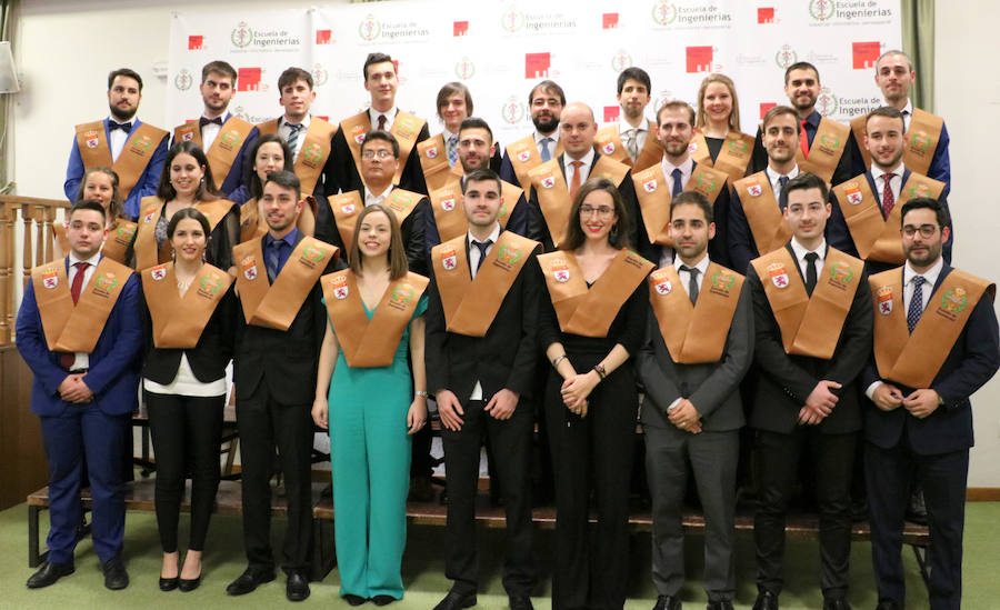 Fotos: Festividad de la Escuela de Ingenierías Industrial, Informática y Aeroespacial de la ULE