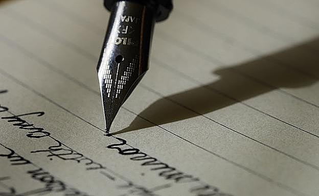 La ULE anima a los leoneses participar en el concurso de microrrelatos 'Unidos por Generaciones'