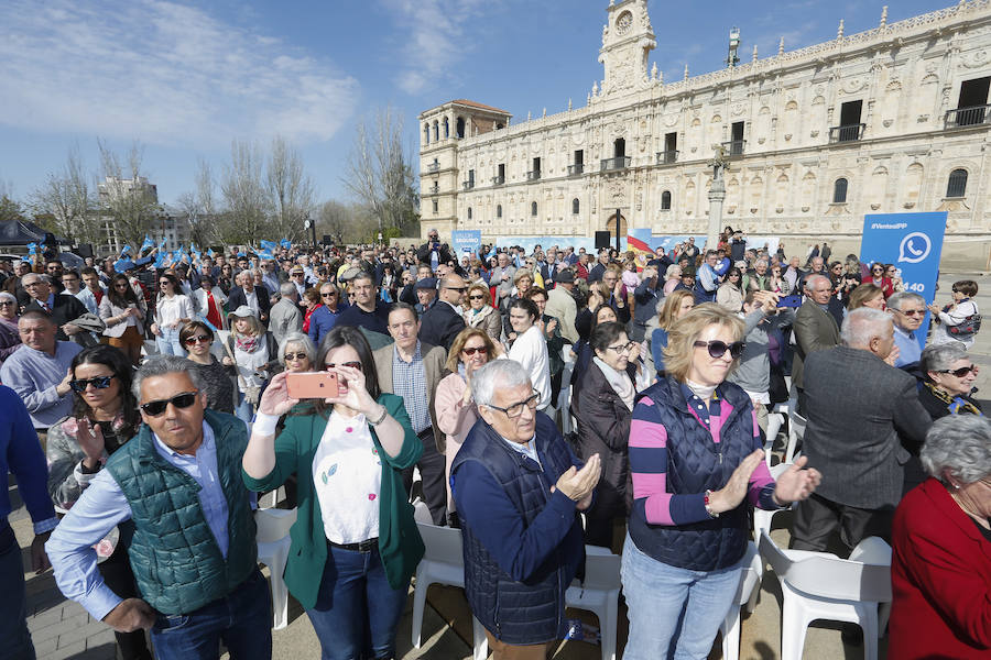 Fotos: Acto de precampaña electoral de Pablo Casado León