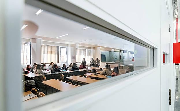 La ULE organiza una charla informativa sobre sus posibilidades formativas