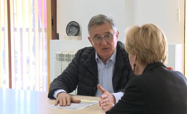 Imagen principal - Varios momentos en la jornada del alcalde. 