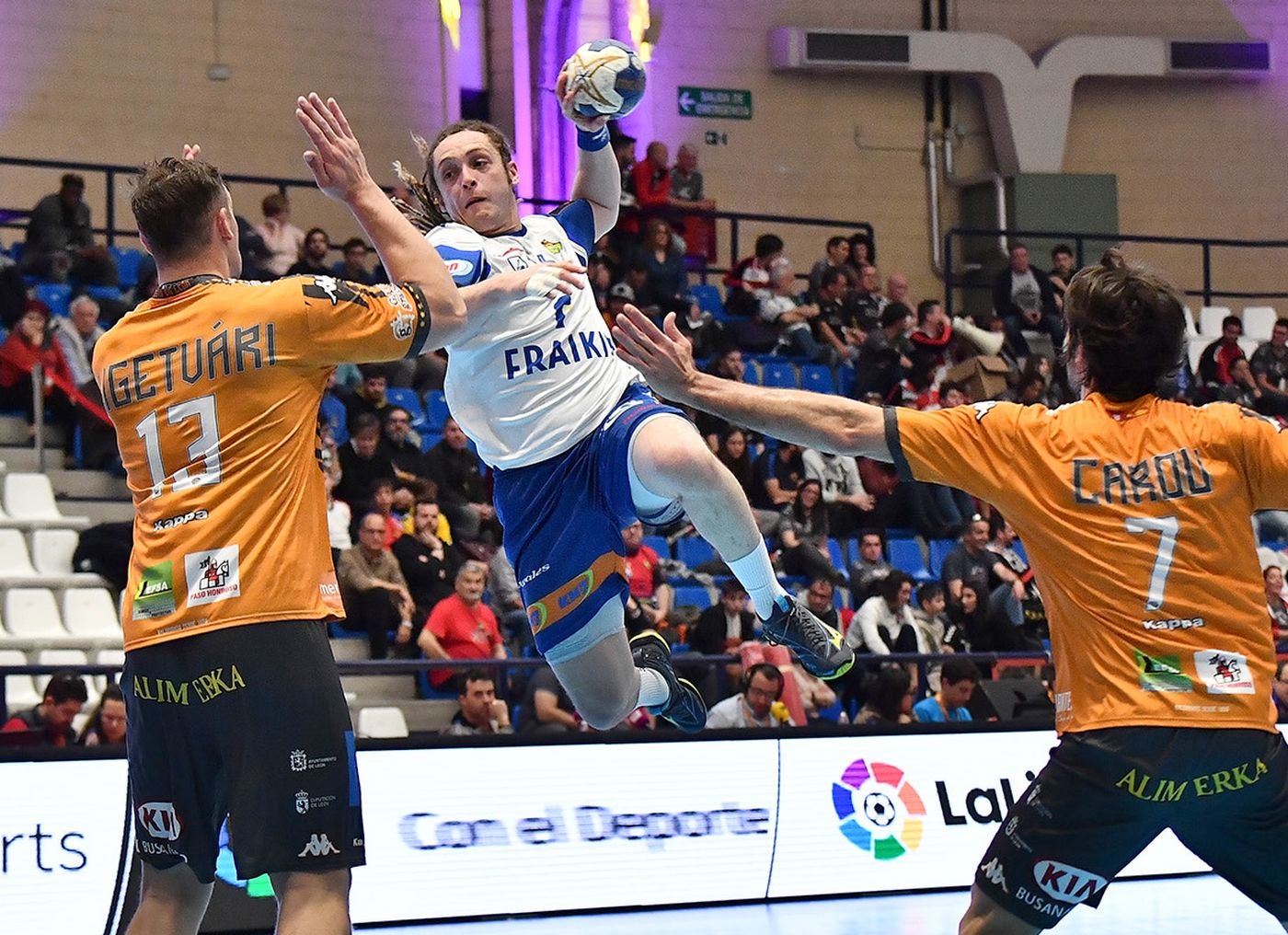 Dolorosa derrota del Ademar León ante el Granollers que le deja fuera de la Copa del Rey.