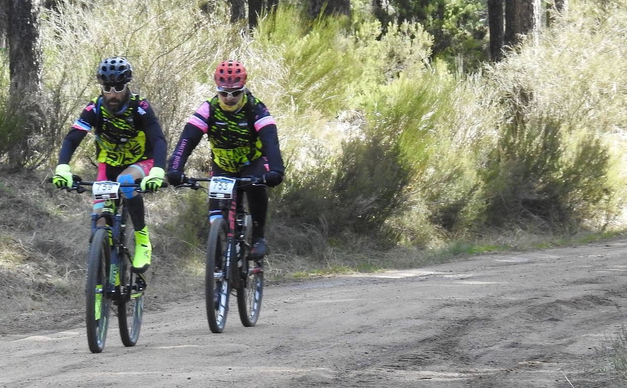 700 corredores se citan en la Power Race 2019 con la presencia de numeroso público y que ha tenido al exprofesional Santiago Blanco Gil como gran protagonista