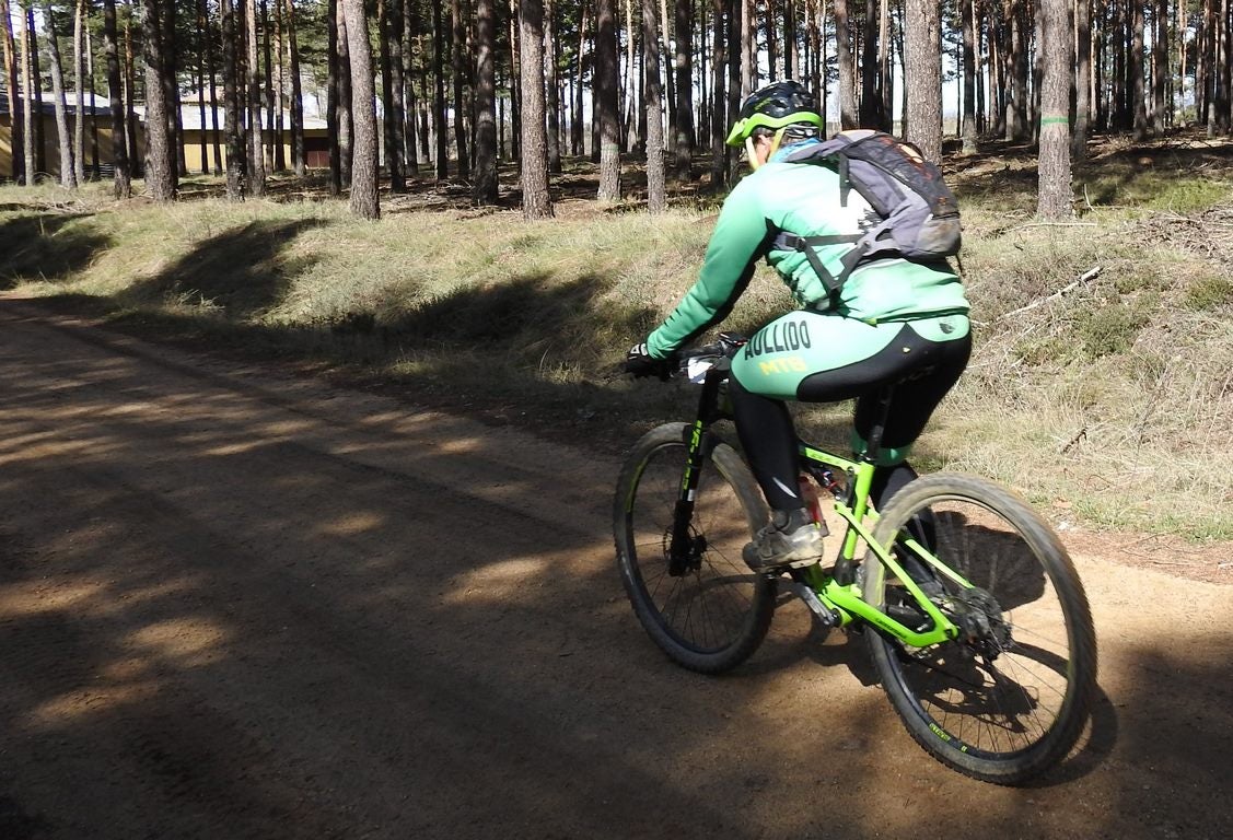 700 corredores se citan en la Power Race 2019 con la presencia de numeroso público y que ha tenido al exprofesional Santiago Blanco Gil como gran protagonista