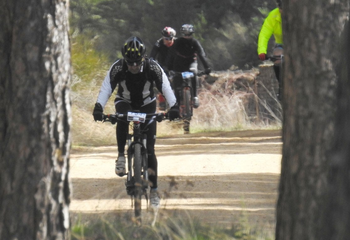 700 corredores se citan en la Power Race 2019 con la presencia de numeroso público y que ha tenido al exprofesional Santiago Blanco Gil como gran protagonista