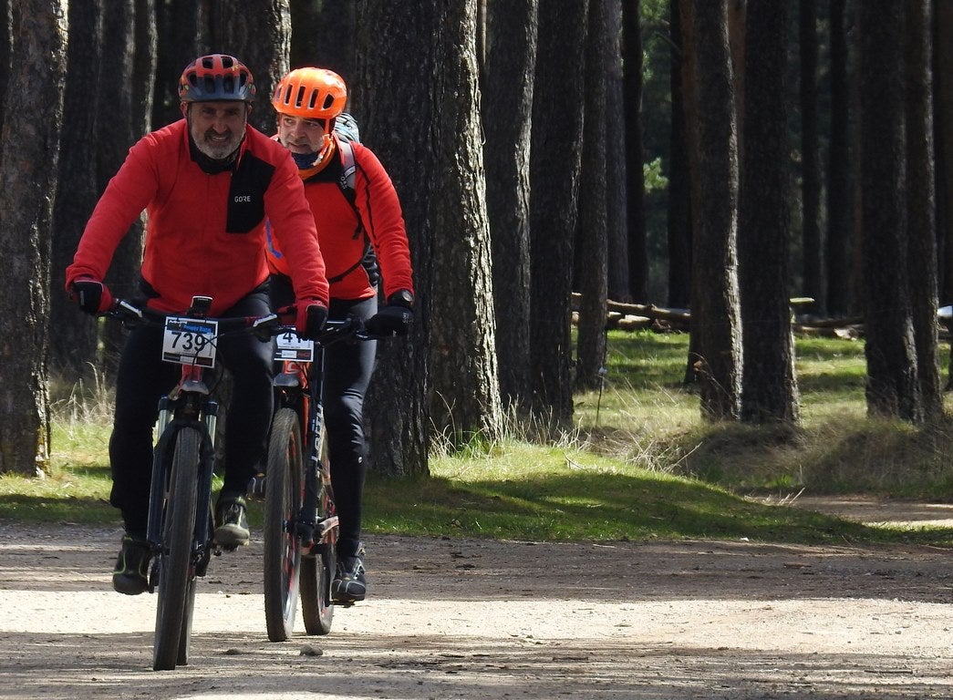 700 corredores se citan en la Power Race 2019 con la presencia de numeroso público y que ha tenido al exprofesional Santiago Blanco Gil como gran protagonista